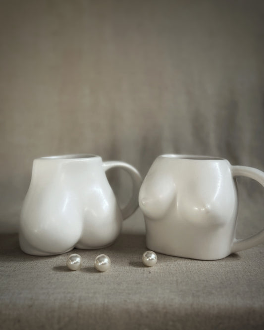 The Girls & Booty Mug Set